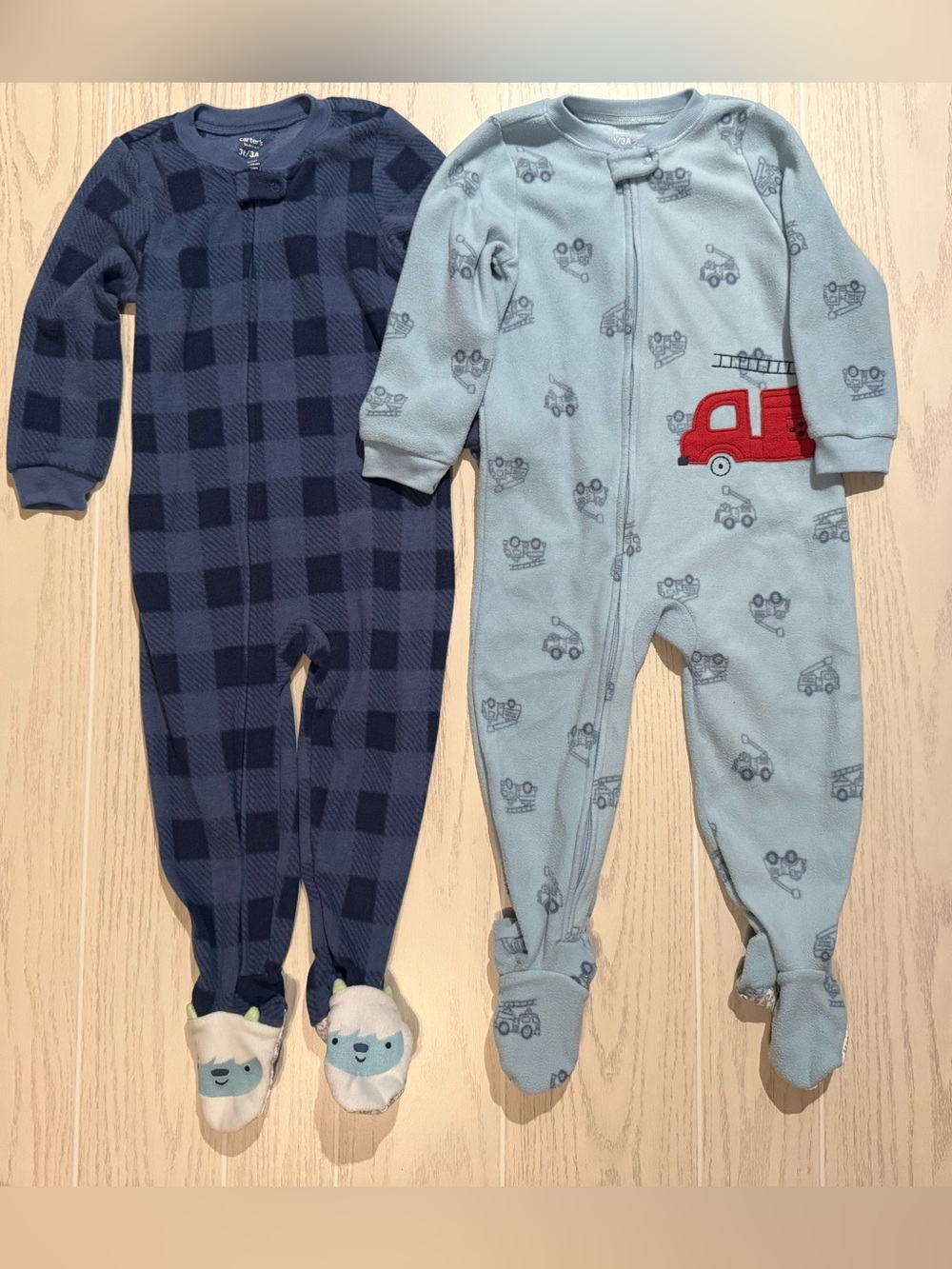 Carter’s Toddler Boys 3T Fleece Footed Sleepers Pajamas 2 Piece Bundle